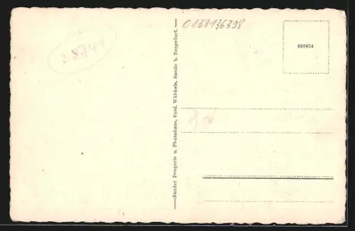 AK Sande b. Bergedorf, Blick in die Grosse Strasse vom Bahnübergang