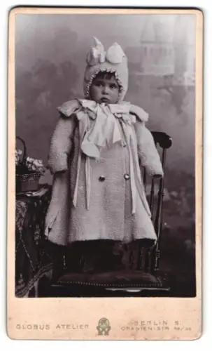 Fotografie Globus Atelier, Berlin, Oranien-Str. 52/55, Kind im Wintermantel