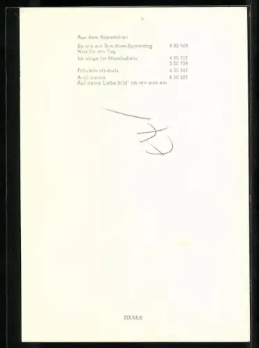 AK Musiker Günter Hapke lächelnd in Kamera blickend, Autograph