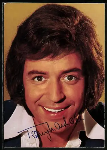 AK Musiker Tony Marshall mit freundlichem Lächeln, Autograph