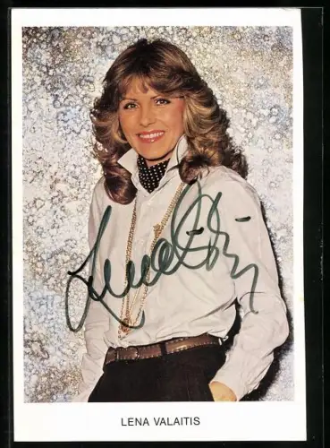 AK Musikerin Lena Valaitis mit Halstuch, Autograph