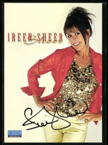 AK Musikerin Ireen Sheer lächelnd im Porträt, Autograph