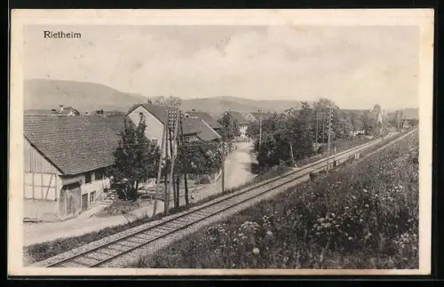 AK Rietheim, Bahngleise mit Blick auf den Ort