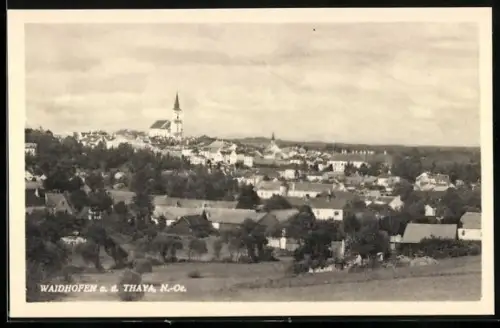 AK Waidhofen a. d. Thaya, Blick über die Dächer mit Kirche
