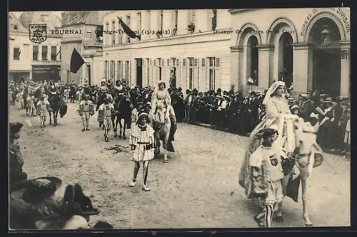 AK Tournai, Cortège-Tournoi de Chevalerie 1913, Groupe de Dames de la Cour