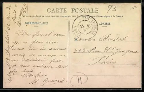 AK Livry, Vue de la rue principale avec bâtiments et chariots