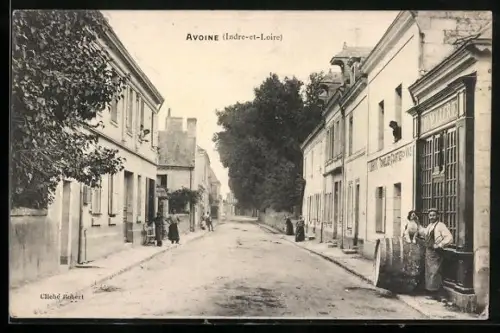AK Avoine /Indre-et-Loire, Une rue