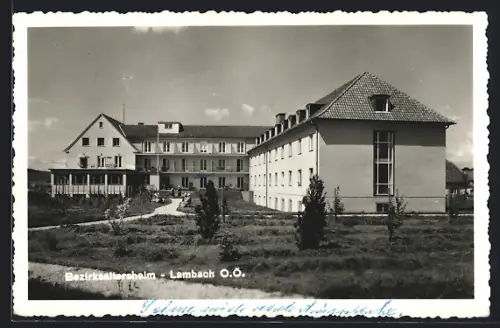 AK Lambach /O. Ö., Blick auf das Bezirksaltersheim