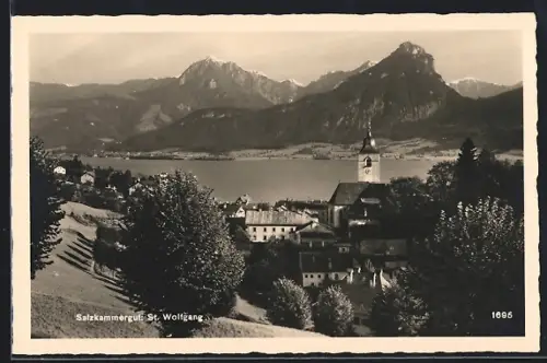 AK St. Wolfgang /Salzkammergut, Teilansicht mit See und Alpenpanorama
