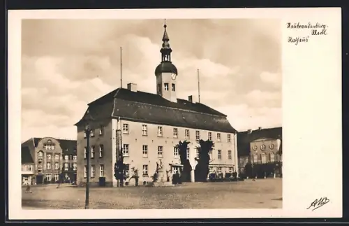 AK Neubrandenburg /Meckl., Rathaus