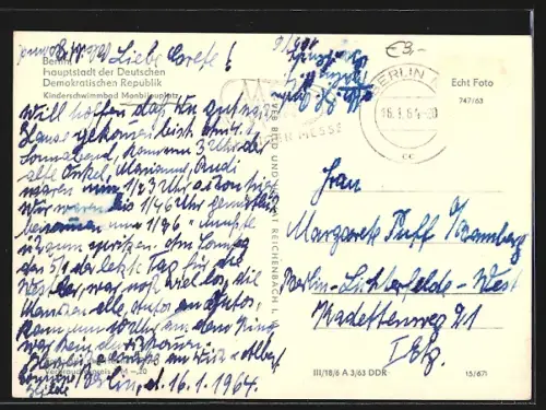 AK Berlin, Kinderschwimmbad Monbijouplatz, Parkanlage, Wohnhäuser