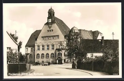 AK Heidenau / Sachsen, Rathaus mit Strasse