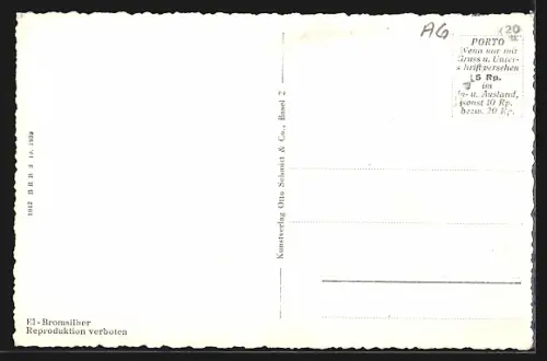 AK Zurzach, Strasse mit Brunnen, Blick zur Kirche