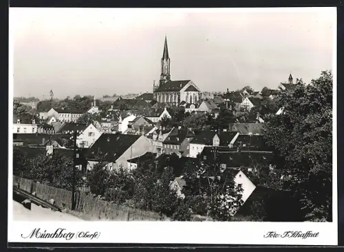 AK Münchberg /Oberfr., Stadtansicht mit Kirche
