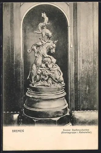 AK Bremen, Bremer Stadtmusikanten, Bronzeskulptur im Ratskeller
