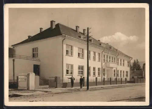 AK Svalava, Podkarpatská Rus., Budova okresního úradu