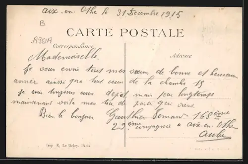 AK Aix-en-Othe /Aube, La Mairie et la place animée avec des passants