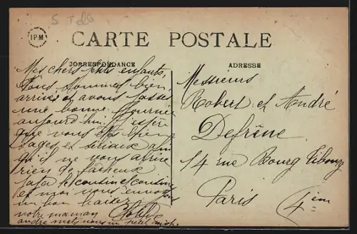 AK Romilly-sur-Seine /Aube, Place de l`Union avec commerces et passant