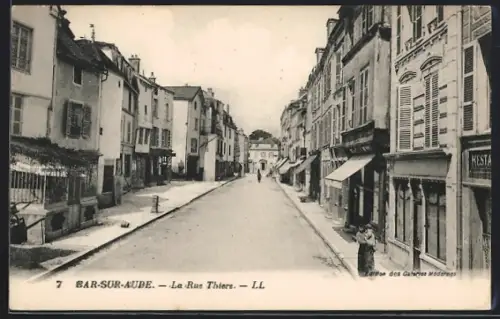 AK Bar-sur-Aube, La Rue Thiers