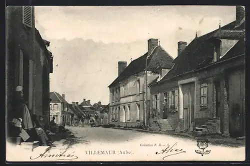 AK Villemaur /Aube, Rue principale animée avec des maisons traditionnelles