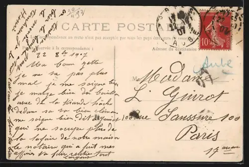 AK Troyes, Boulevard Gambetta avec calèche et arbres alignés