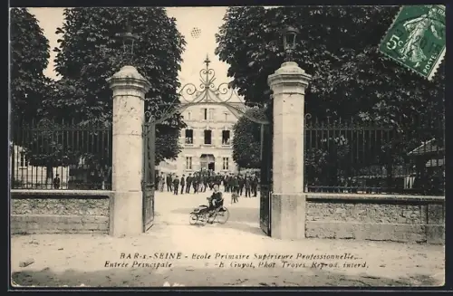AK Bar-sur-Seine, École Primaire Supérieure Professionnelle, Entrée Principale