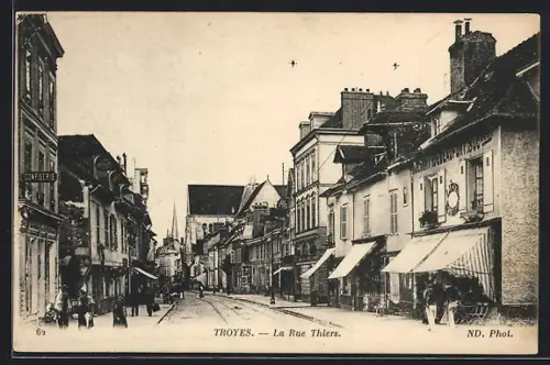 AK Troyes, La Rue Thiers