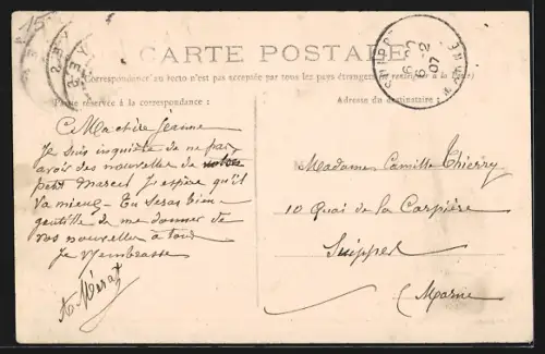 AK Troyes, Rue de Paris avec architecture urbaine du début du XXe siècle