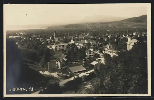 AK Siebnen, Teilansicht mit Strasse und Fernblick aus der Vogelschau