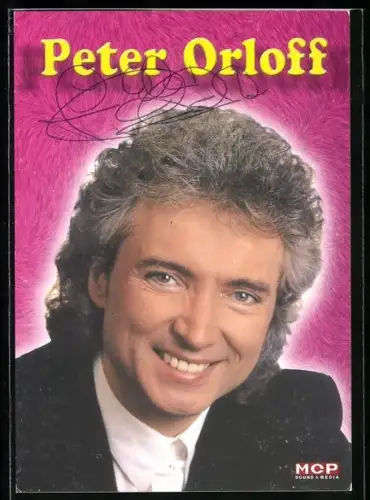 AK Musiker Peter Orloff lächelnd im Porträt, Autograph