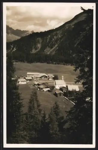 AK Laret, Ortsansicht mit Umgebung