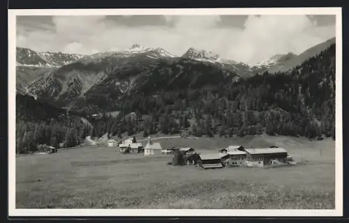 AK Laret, Gesamtansicht mit Bergpanorama