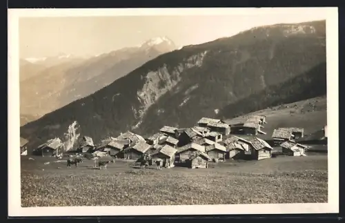 AK Ober-Mutten, Viehweide am Ort