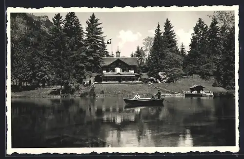AK Blausee /Kandertal, Seepartie mit Kurhaus und Boot