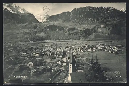 AK Meiringen, Gesamtansicht mit Bergpanorama