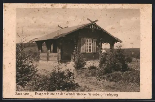 AK Fredeburg /Sauerland, Essener Hütte an der Wanderstrecke zwischen den Ortschaften Alstenberg und Fredeburg