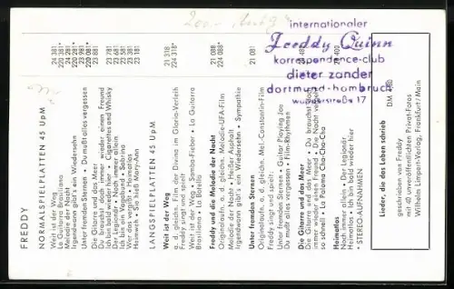 AK Musiker Freddy am Strand mit Gitarre, Autograph