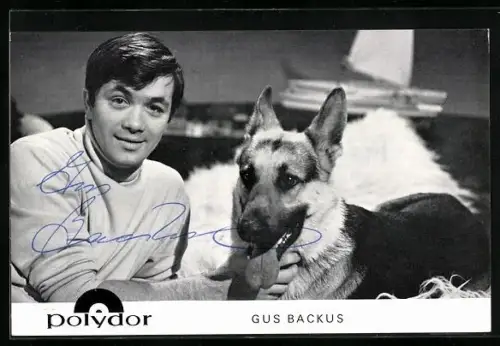 AK Musiker Gus Backus mit Schäferhund, Autograph
