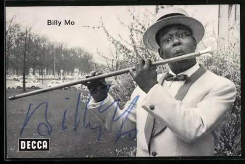 AK Musiker Billy Mo benutzt seinen Spazierstock als Querflöte, Autograph