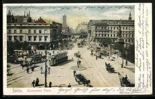 AK Berlin, Alexanderplatz mit Strassenbahnen aus der Vogelschau