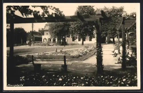 AK Hartha / Kurort, Partie am Kurplatz