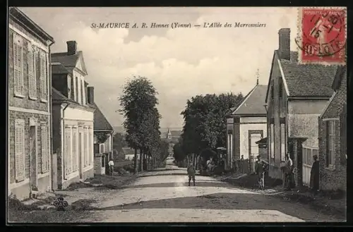 AK St-Maurice-sur-Riches-Hommes, L`Allee des Maronnsers