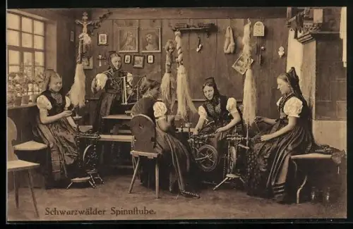 AK Frauen in Schwarzwälder Tracht bei der Arbeit in der Spinnstube, Jesusbild
