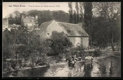 AK Pont-Aven, Vue du Cours de l`Aven dans la Ville