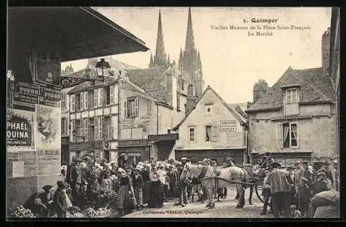 AK Quimper, Vieilles Maisons de la Place Saint Francois, le Marche
