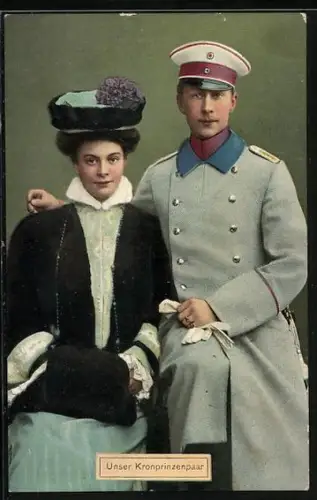 AK Kronprinz Wilhelm von Preussen im hellblauen Mantel und seiner Gemahlin