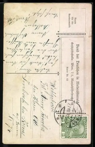 Künstler-AK Ernst Kutzer: Paar am Gartenzaun, Frau schaut verlegen auf ihr Halstuch