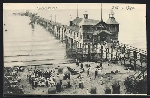 AK Sellin a. Rügen, Landungsbrücke, Strand, Badegäste