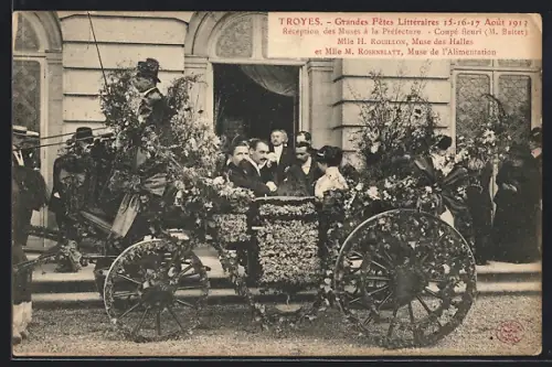 AK Troyes, Grandes Fêtes Littéraires 15-16-17 Août 1912, Réception des Muses à la Préfecture