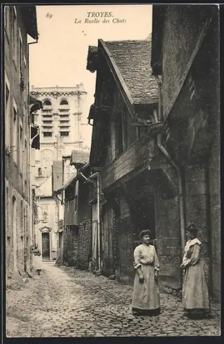 AK Troyes, La Ruelle des Chats